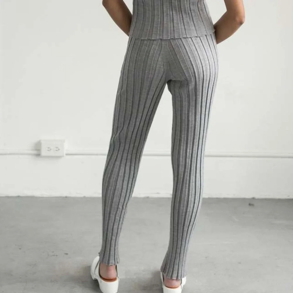 BASERANGE Adler Pants Wide Rib Merino Wool in Billow Grey Fine Knit So Comfy M - Picture 2 of 16